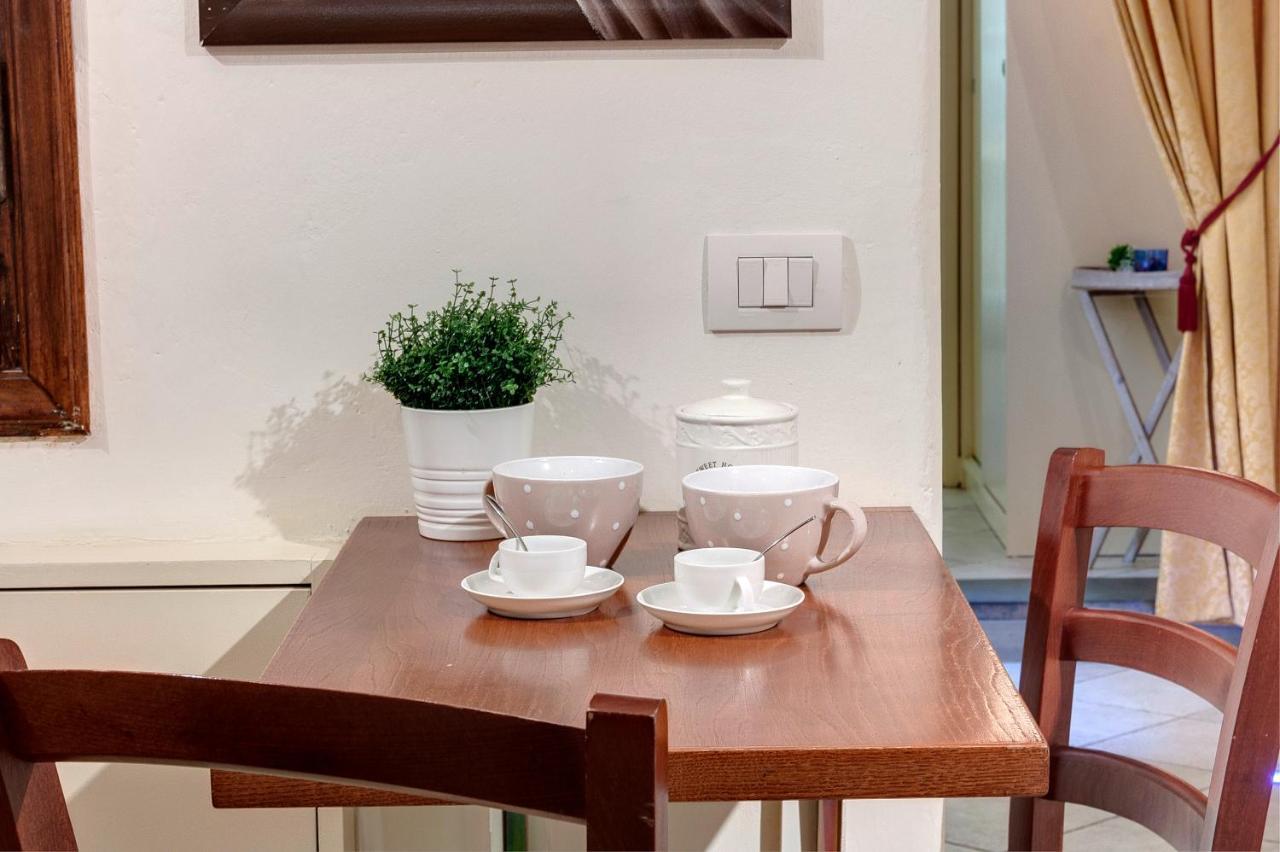 Brigitte Apartment By Mamo Florencie Exteriér fotografie