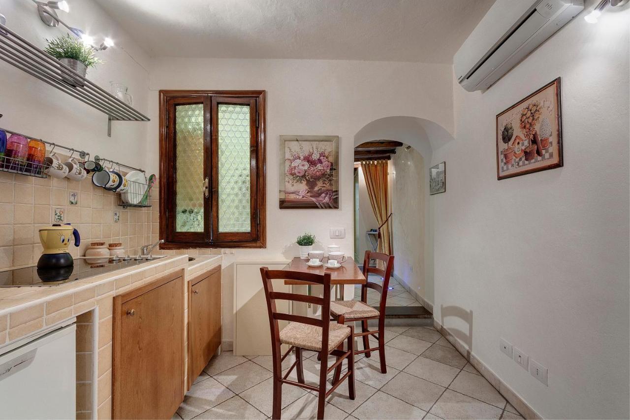 Brigitte Apartment By Mamo Florencie Exteriér fotografie