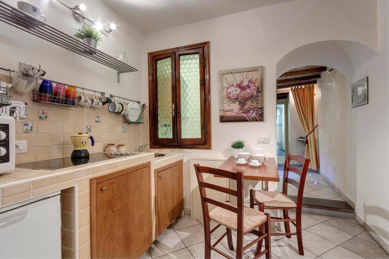 Brigitte Apartment By Mamo Florencie Exteriér fotografie